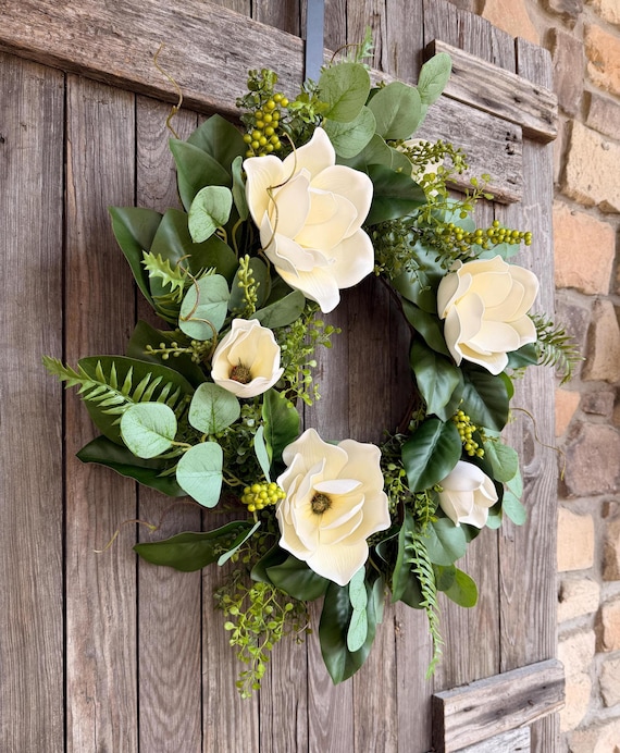 Cream Magnolia & Eucalyptus Wreath