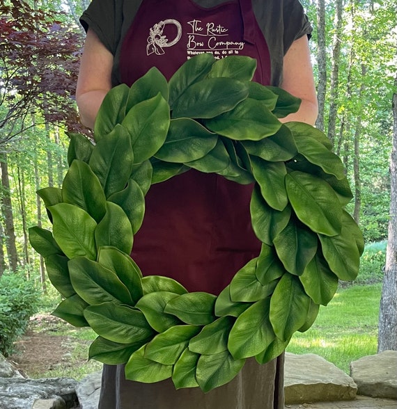 Magnolia Leaf Wreath: Year-Round Greenery (23")