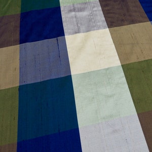 Black White 152 Plaid Silk Shantung main image 1
