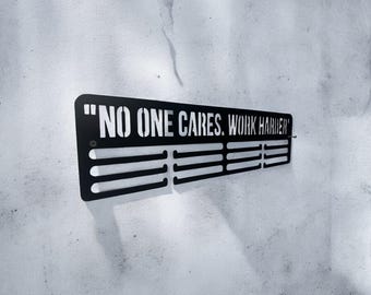 Metal awards/ribbon hanger