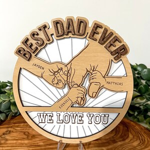 Wrapped Around dad’s finger sign Gift, Custom dad&#39;s gift. Grandpa&#39;s Fathers Day sign, Custom dad sign, Sentimental gift, 3D sign, Engraved