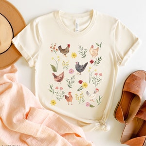 Camisa de pollo de flores silvestres, camiseta de pollo para damas, camiseta de pollo, amante del pollo, camiseta de mamá de pollo, camiseta Cottagecore Farm Girl, regalo de granjero