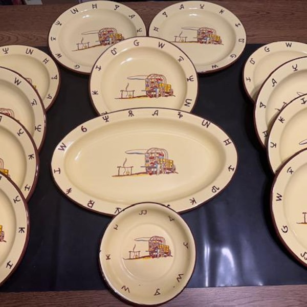 Monterray Western Ware - set of 13 - in great condition!