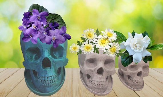 Skull Planter-3D Printed-Human Skull Replica-Skull Pot-Spooky Planter-Skull 3D Printed Plant Pot-Office Planter-Indoor Plant Pot-Goth Décor