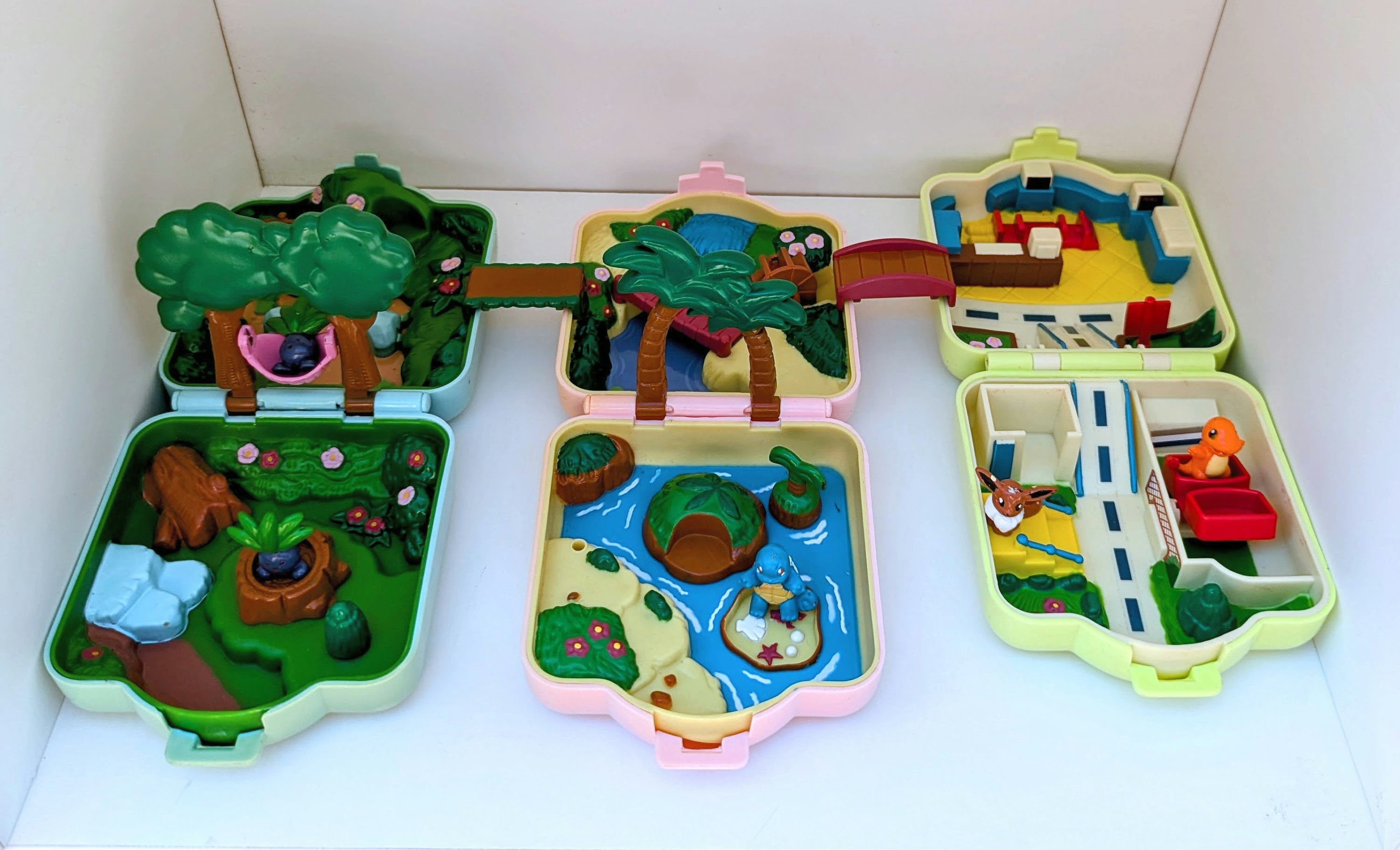 3 Vintage 1990 s Pokemon Polly Pockets W characters and 2 Bridges Etsy