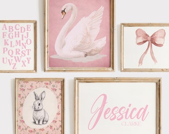 Láminas vintage de color rosa para guardería: juego de 5 impresiones de arte de pared para imprimir, decoración de habitación de niña, coqueta rosa, galería de arte de pared para habitación de niños vintage
