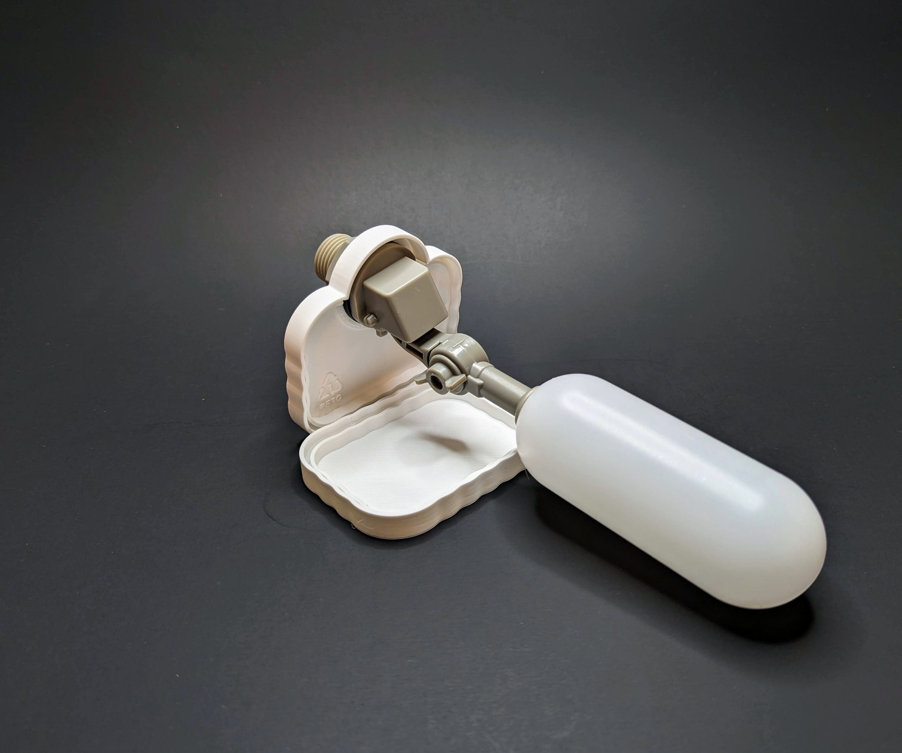 The Wick Wedge / Grow Spike Hydroponic / Rain Gutter Grow System