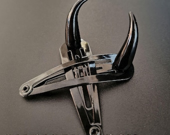 ALL BLACK AUROX Horn Hair Clips