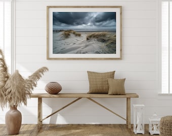 Arte de playa Arte oscuro del océano Arte de una playa tormentosa Arte de pared costero para dormitorio Arte de olas del océano para decoración de casas de playa Arte de pared con fotografía de naturaleza