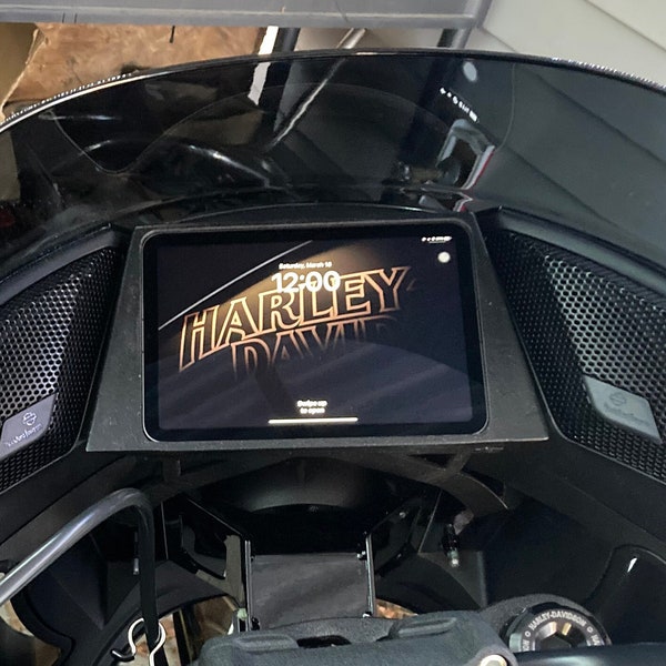 Tablet Halterung für Harley Davidson Low Rider ST (ipad mini gen6 oder Lenovo M8 gen3)