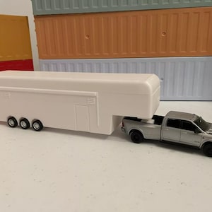 3D Printed 1/64 Gooseneck Enclosed 36FT Tall Aero Trailer for Greenlight EX Wide