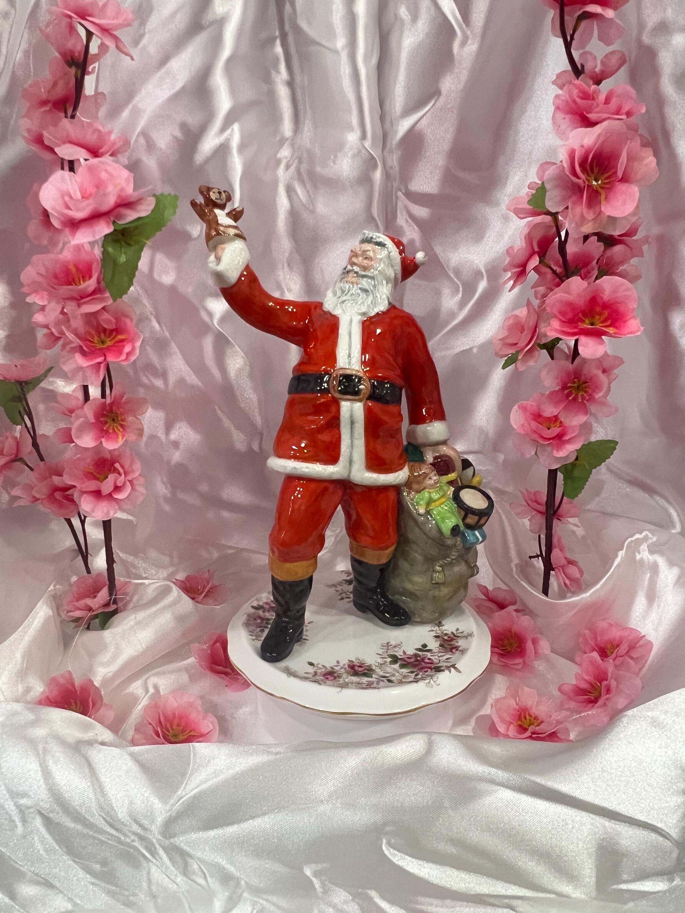 Royal Doulton Figurine SANTA CLAUS HN2725 - Etsy Israel