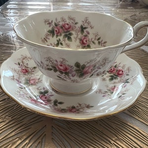 Royal Albert Lavender Rose Avon Theekop/schotel Duo LARGE