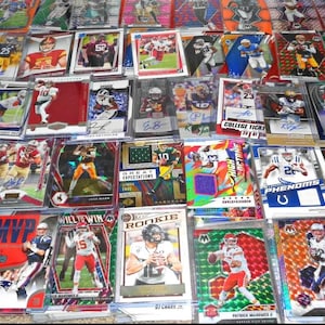 NFL FOOTBALL Hot Packs - 15 Karten - 4 Rookies - Look 4 Autos - Mem - 1/1