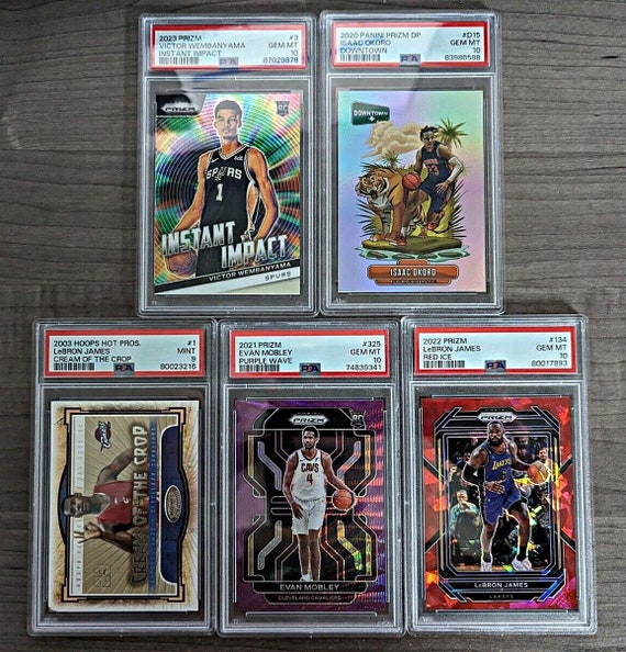 NBA Basketball Hot Packs - 15 Cards - 8 Rookies - Look for Autos