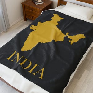 Gold and Black Map of India Blanket, Gold India Throw Blanket, Elegant India Decor, Minimalist India Gift, Indian Home Decor, India Map Art