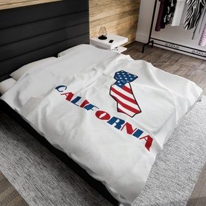 California Throw Blanket, American Flag California Blanket, CA Map Blanket, Patriotic California Gifts, California Bedding, Cali Home Decor