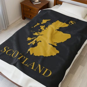 Manta dorada y negra con el mapa de Escocia, manta dorada de Escocia, decoración de Escocia, viajes a Escocia, regalo minimalista de Escocia, decoración escocesa para el hogar