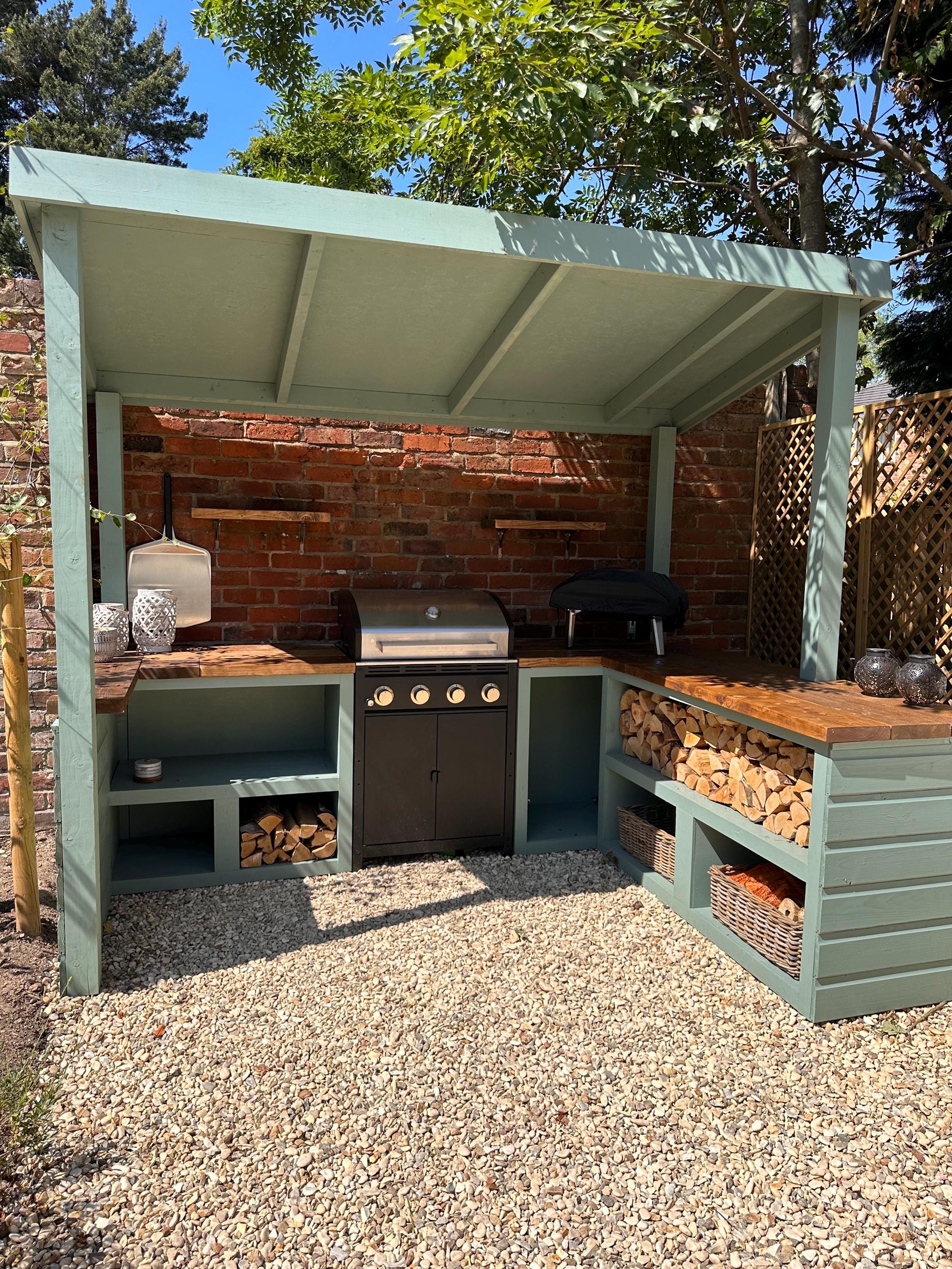 Outdoor Kitchens MCR