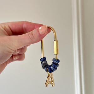 Naturstein personalisierte Buchstabe Schlüsselbund | Initial Schlüsselanhänger | Buchstabe Taschenanhänger | Vergoldeter Buchstabe | Geschenk für sie | Geschenk für Brautjungfern