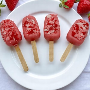 Strawberry Crunch Cake Ice Cream Bar Wax Melts/Soy Wax Melts/Strongly Scented Wax Melts/Wax Embeds/Wax Tarts for Wax Warmers. 5 oz. 4 Bars.