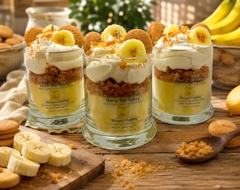 Banana Pudding Candle.  Large 13 oz. Soy Candle/Banana Slices/Vanilla Wafers/Strongly Scented Candle/Dessert Candle/Bakery Candle.