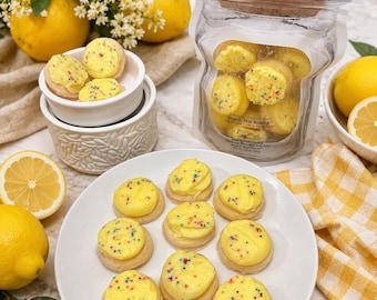 Frosted Lemon Cookie Wax Melts. 5.35 oz. Cookie Wax Melts/Soy Wax Melts/Strongly Scented Wax Melts/9 Cookies