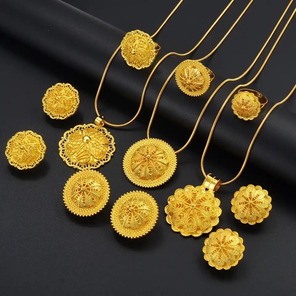 Gold plate best sale ornaments