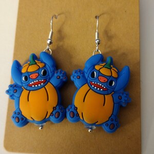 Pumpkin stitch silicone earrings