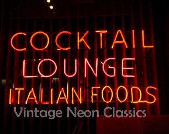 Club Lago | Chicago-neon | Restauratie | Italiaans eten | Cocktail | Niet ingelijst | Fotografieafdruk | Neonreclame | Vintage Chicago-borden | afdrukken