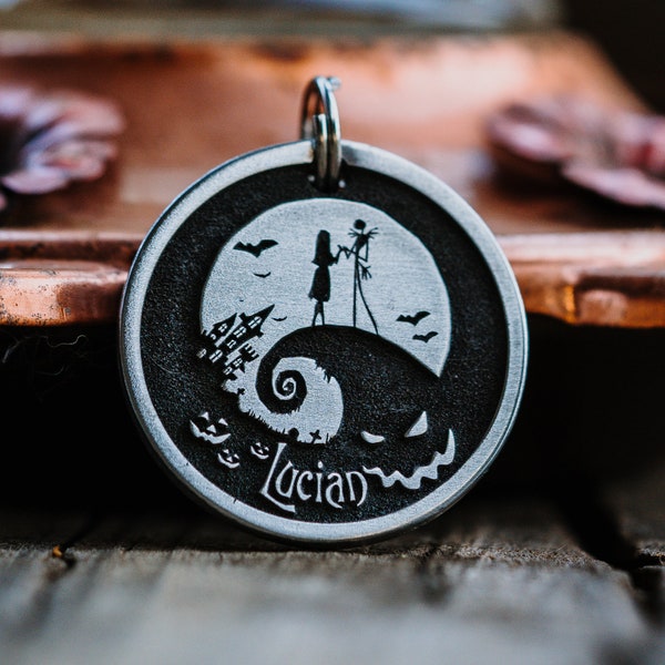 L'Étrange Noël de l'Étudiant pour chien | Gravé | Cuivre | Personnalisé | Médaille d'identification pour animal de compagnie | Chat | Tim Burton | Jack Skellington | Marie