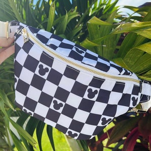 NEW!! JUMBO Black & White Checkered Fanny Pack/ Theme Park Bag/ Screen print mouse cross body/Disney belt bag