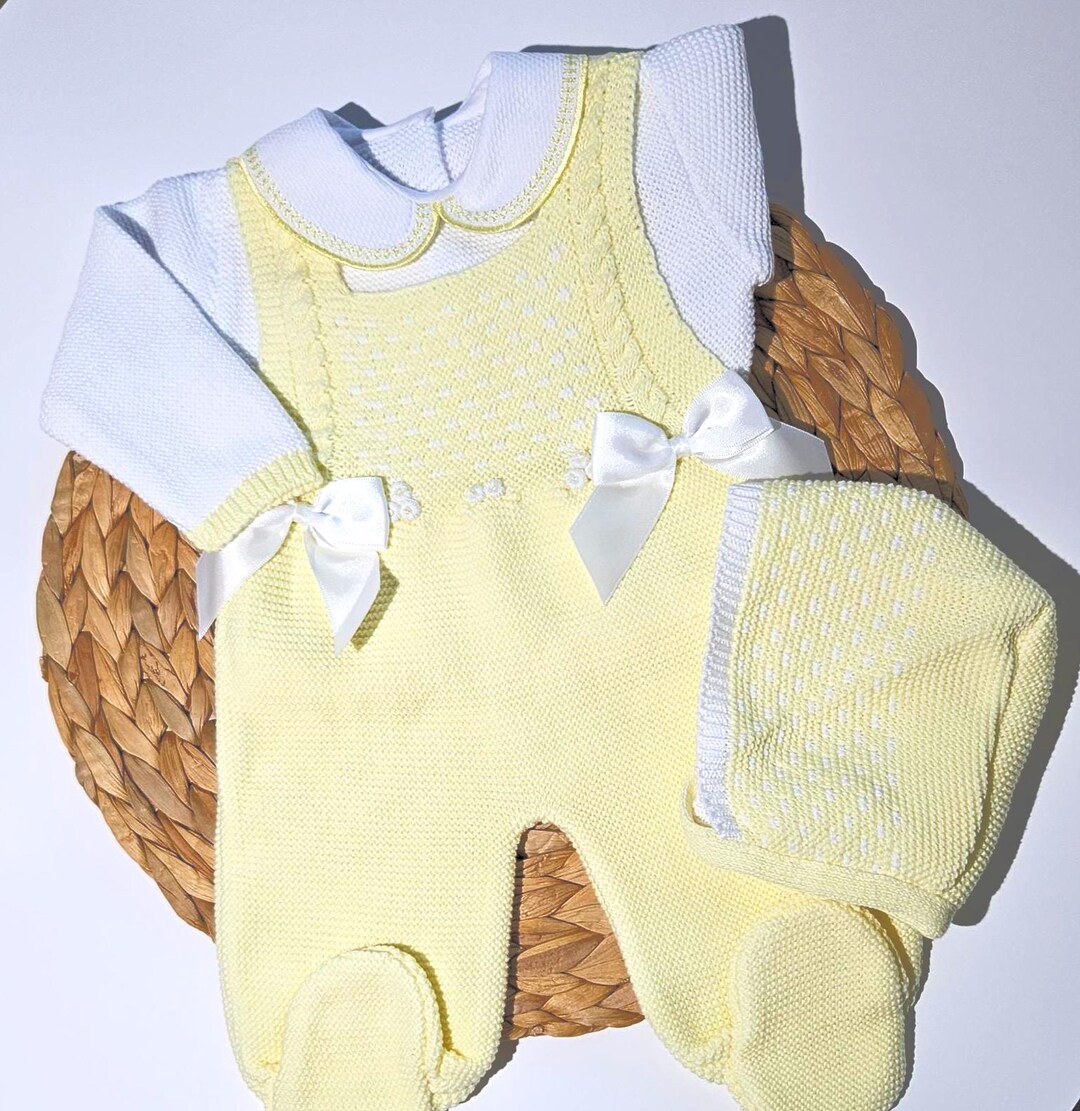 Spanish Knitted Newborn Knit Set Primera Puesta Amarillo Baby Girl