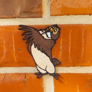 Owl 2.57" x 3.50" Winnie-the-Pooh Disneyland Disney Parks Resorts Iron On Embroidered Patch Applique