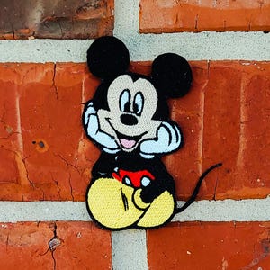 Mickey Mouse Sitting 2.53&quot; x 3.75&quot; Disneyland Disney Parks Resorts Iron On Embroidered Patch Applique