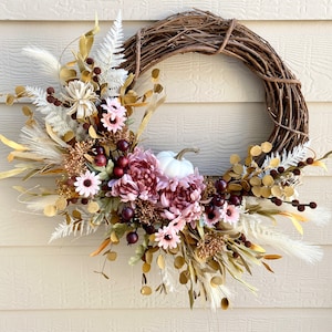 Pink Fall Wreath with Pumpkin and Pampas Grass for Front Door, Natural Boho Style Fall Wreath, Pink White Boho Fall Wreath with Pampas Grass