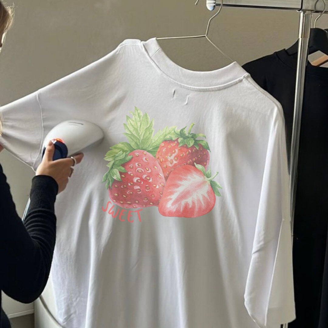 Sweet Strawberry Tee Oversized Tee Fruit Tee Trendy Tee - Etsy