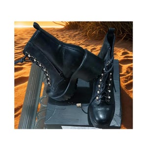 Chic Black Platform Ankle Boots