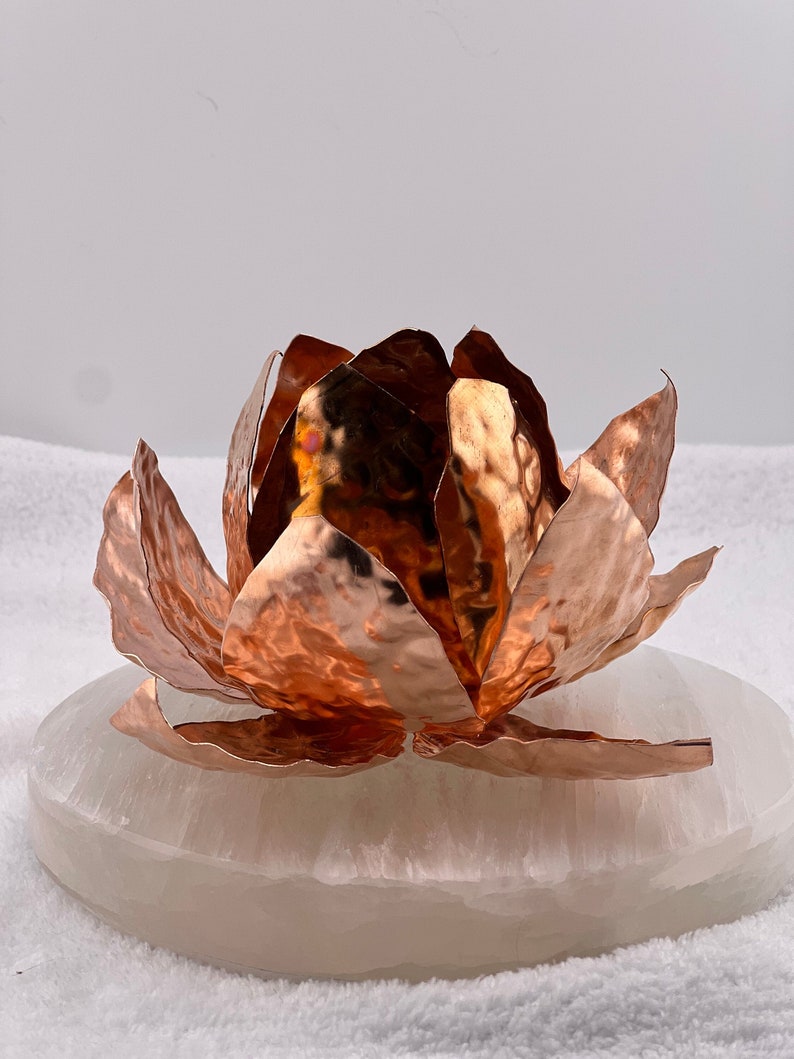Pure Copper centerpiece lotus flower home decor for home or garden decor custom personalized sizes and styles available. Pure copper art work that can be set in a garden with solar light in the middle or made with loop to hang as wall decor.