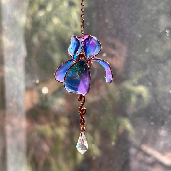 Window sun catcher mini Rear view Mirror Copper wire and epoxy Iris flower dangle charm crystal rainbow prisms gift 2 tone color pink & blue