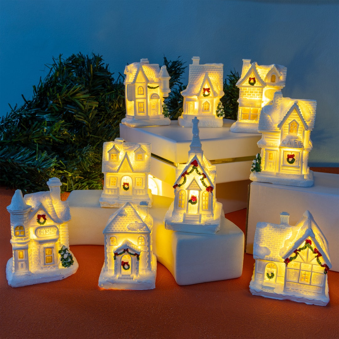 winter-christmas-house-christmas-village-houses-lighted-snow-house