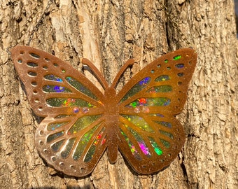 Schwarz orange und gelb holografischer Schmetterling Sonnenfänger