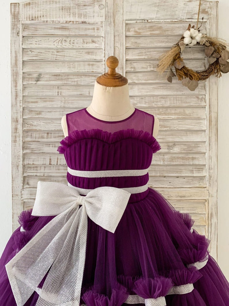 Vestido de niña de flores de boda de tul púrpura plisado de cuello transparente, vestido de fiesta para niñas, vestido de fiesta para niños pequeños, vestido de desfile para niñas imagen 3