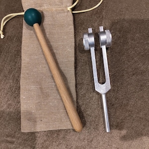 256 hz Metal Tuning Fork with bag and mallet Weighted Tuning Forks for Sound Healing Balancing mind and body perfect valentine day gift