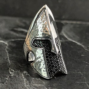 Men&#39;s Silver Spartan Warrior Helmet Thumb Ring, Greek Spartan Silver Ring, Oxidized Sterling Silver Spartan Jewelry, Nordic Men Accessory