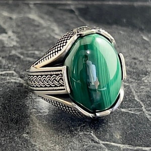 Silver Oval Green Malachite Gemstone Ring, Big Malachite Stone Mens Ring, Embroidered Ring, 925K Sterling Silver Ring, Gift For Him