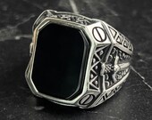 GEMリング STRONG ours Men Square Black Onyx Gemstone Silver Ring, Silver Sword