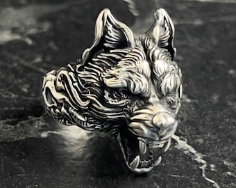 Anillo de sello de lobo de plata hecho a mano, anillo de lobo nórdico hecho a mano, anillo de lobo enojado de plata oxidada, accesorio con cabeza de animal, regalo de Año Nuevo