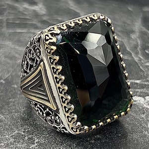 Anel de prata esterlina feito à mão com zircônia verde, anel grande estilo otomano com pedra esmeralda, joia exclusiva verde, presente masculino
