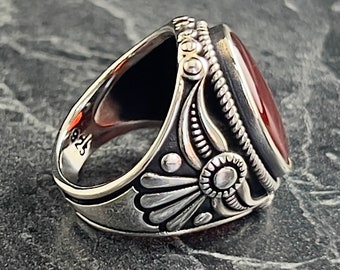 ハンドメイドのオーバルレッドアゲートストーンシルバーリング